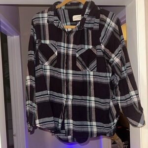 Universal Thread Black and White Plaid Button Down Shirt